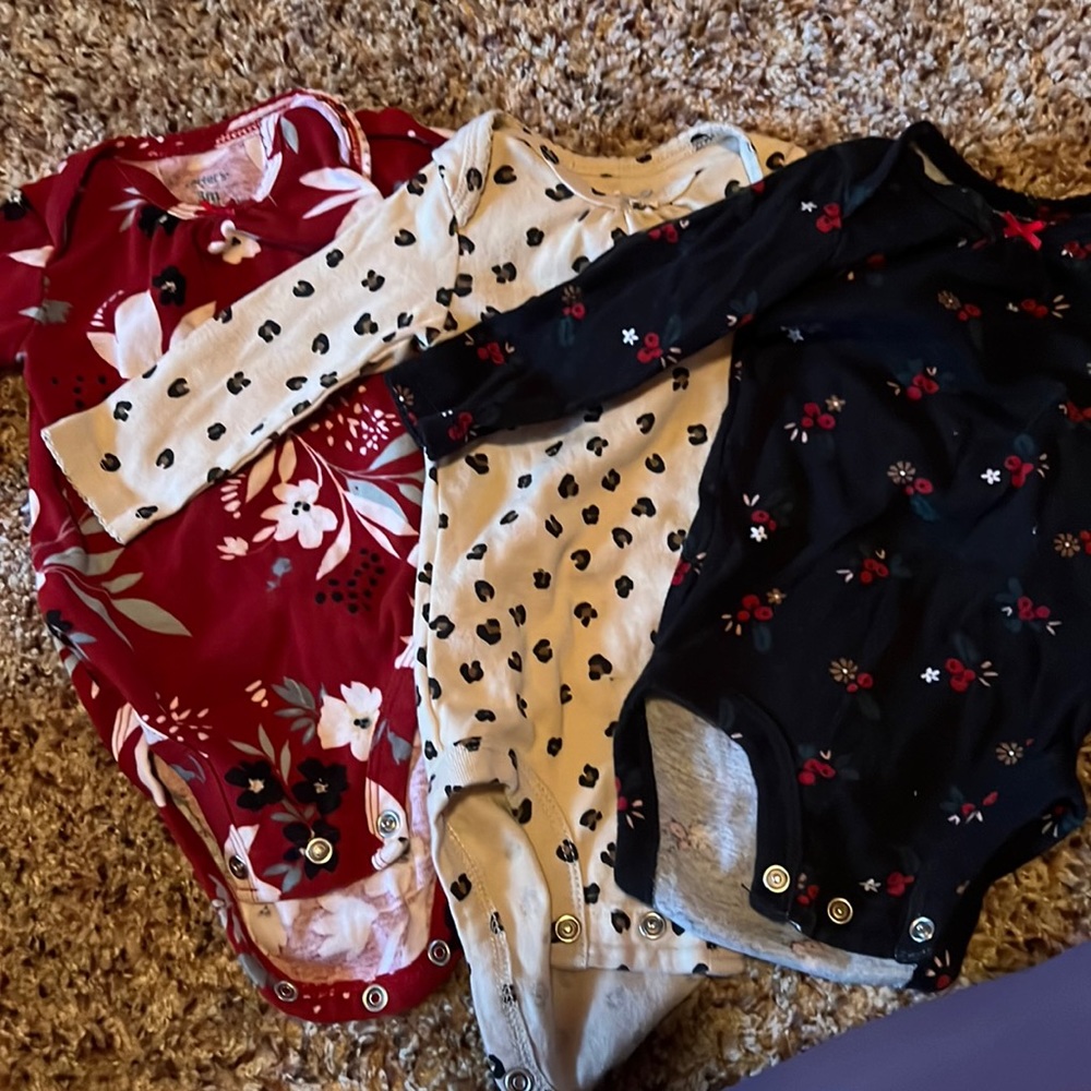 Carters 0-3 month long sleeve onesies
